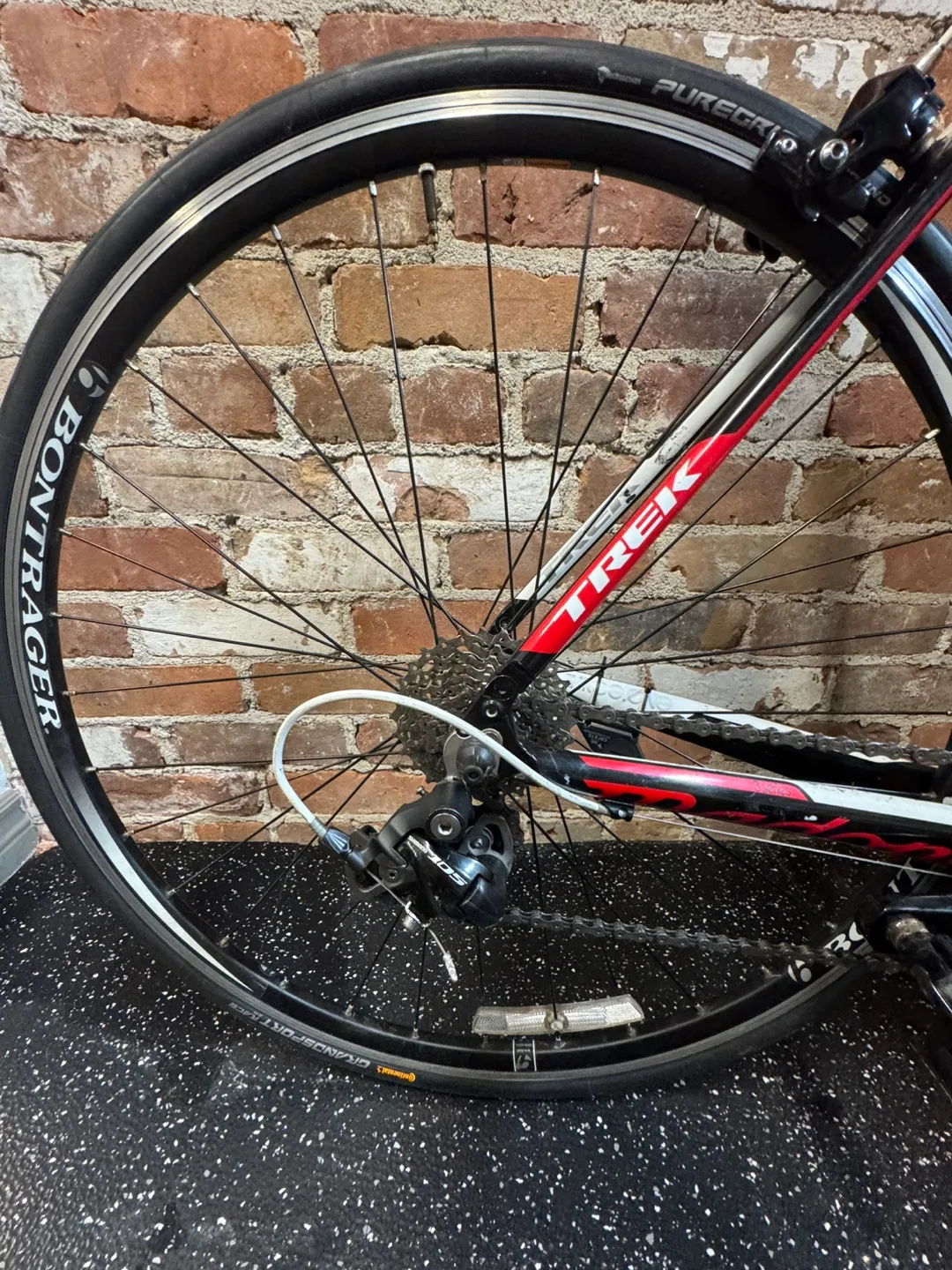 2010 Trek Madone 4.5 image indicator(2)