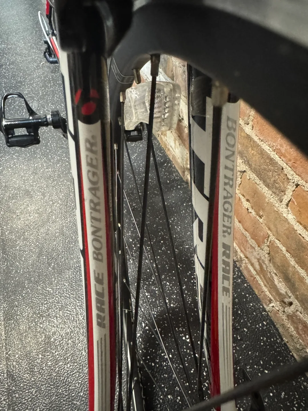 2010 Trek Madone 4.5 image indicator(8)