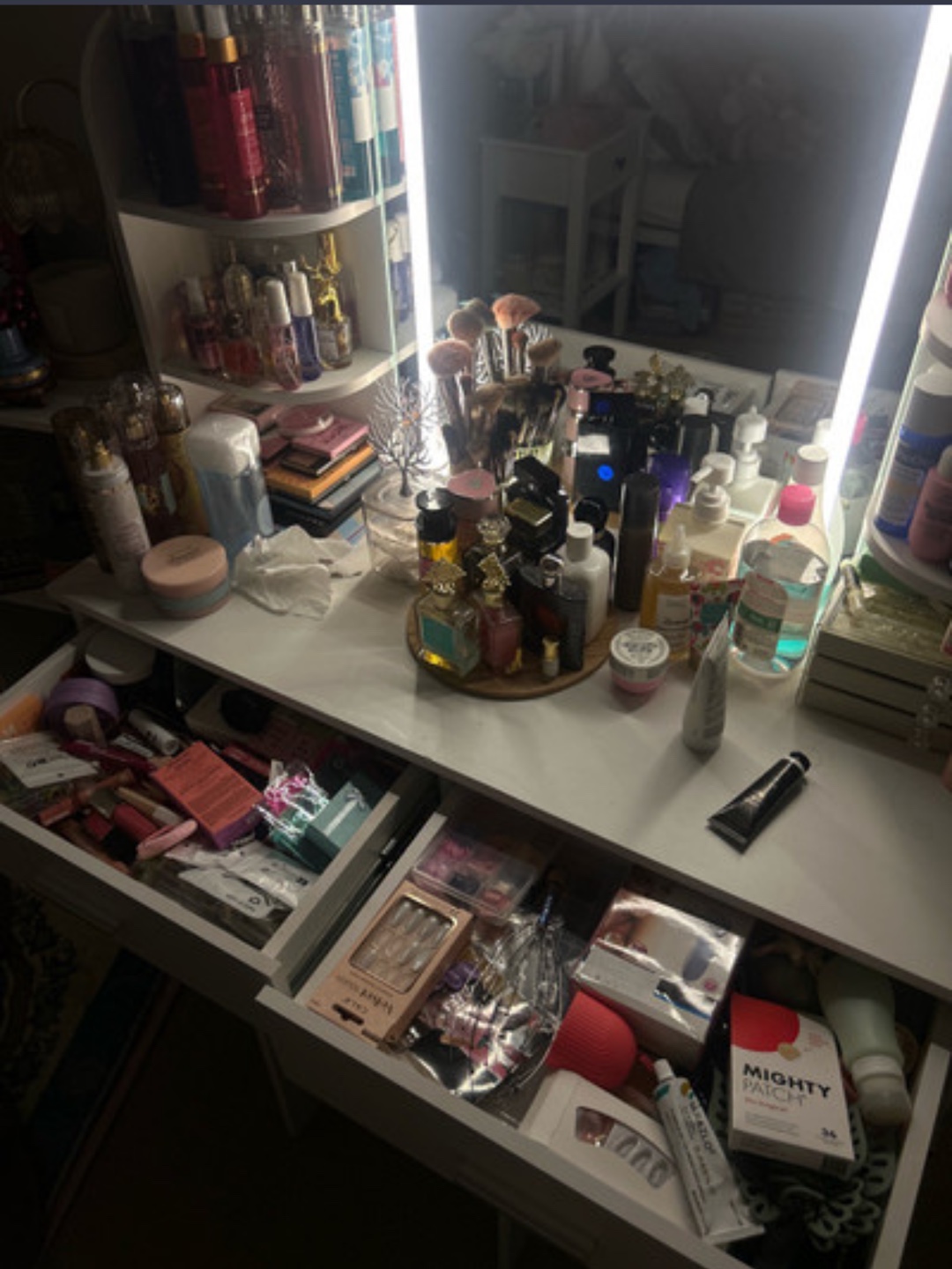 Vanity Set with LED Lighted Mirror - photo 2