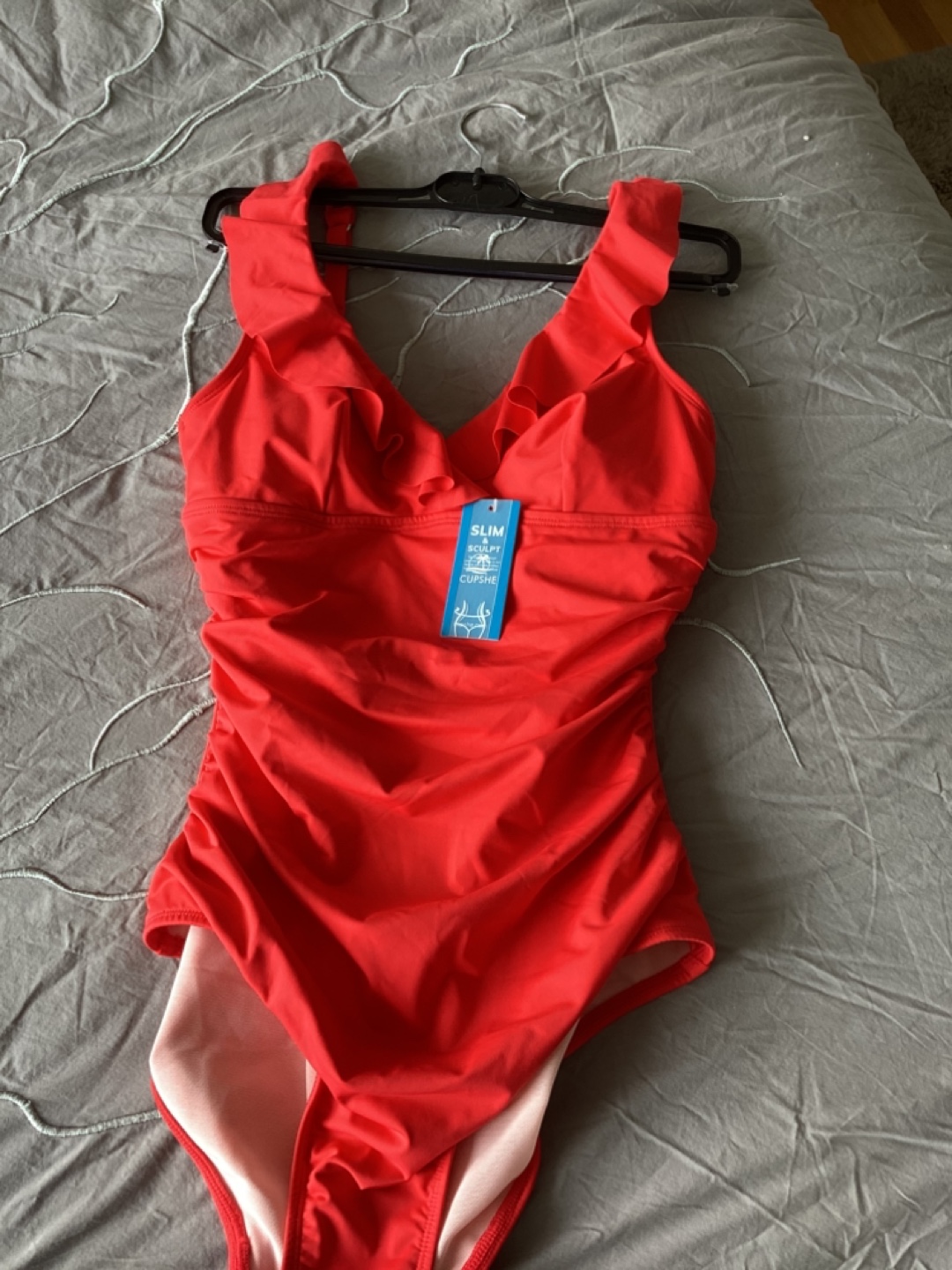 Cupshe Women's One-Piece Swimsuit - Apple Red - Size Medium