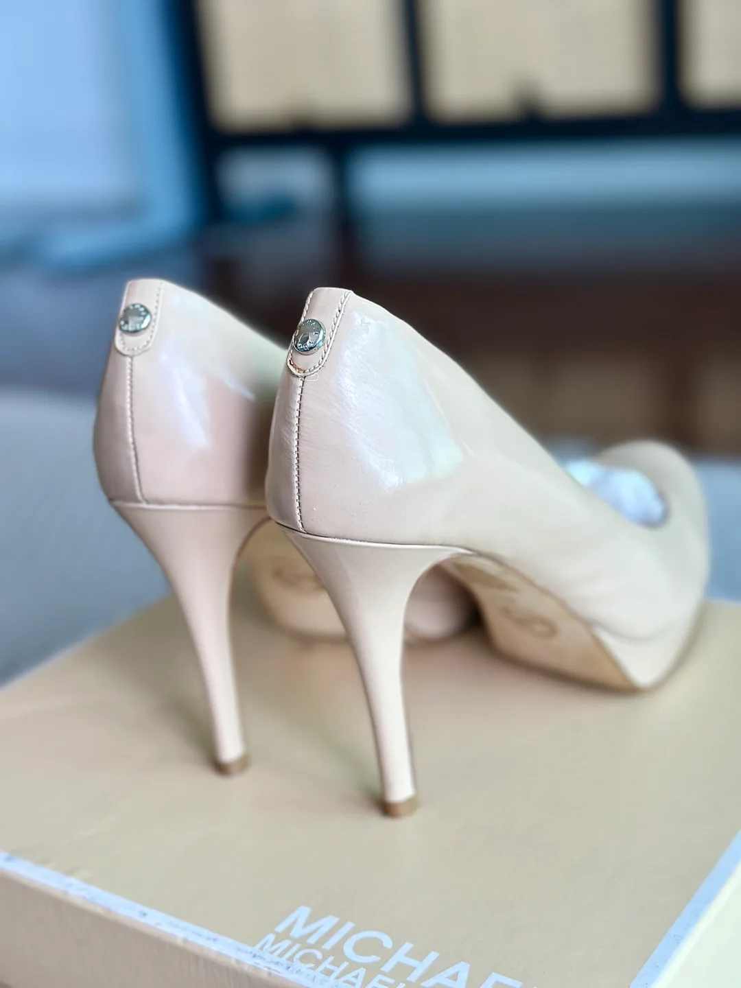 Michael Kors Pumps - Size 6.5 image indicator(3)