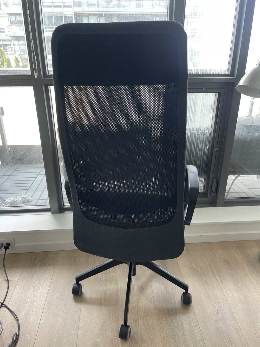 Black Mesh Office Chair - photo 4