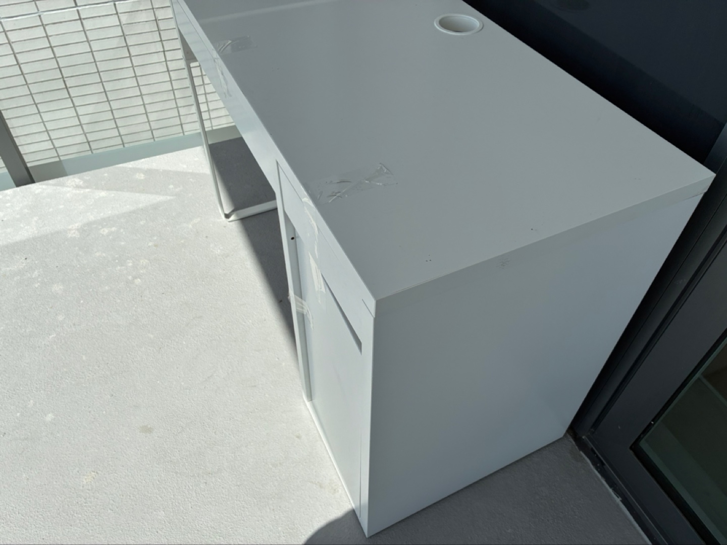 White IKEA desk with drawer and cabinet - photo 2