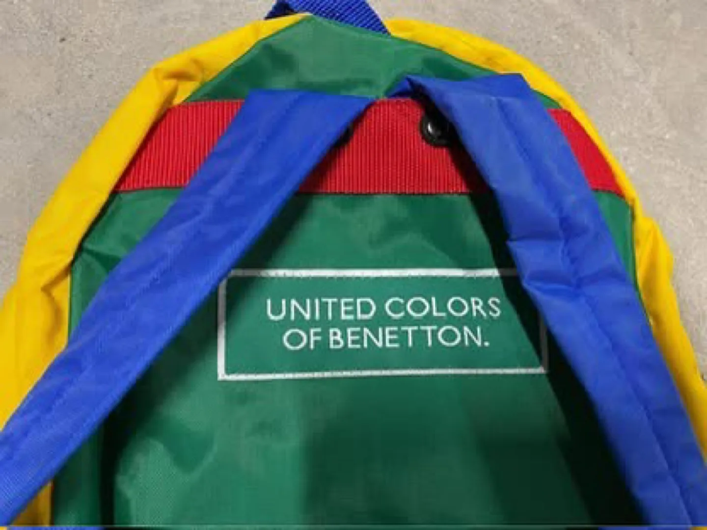 Vintage United Colors of Benetton Backpack image indicator(3)