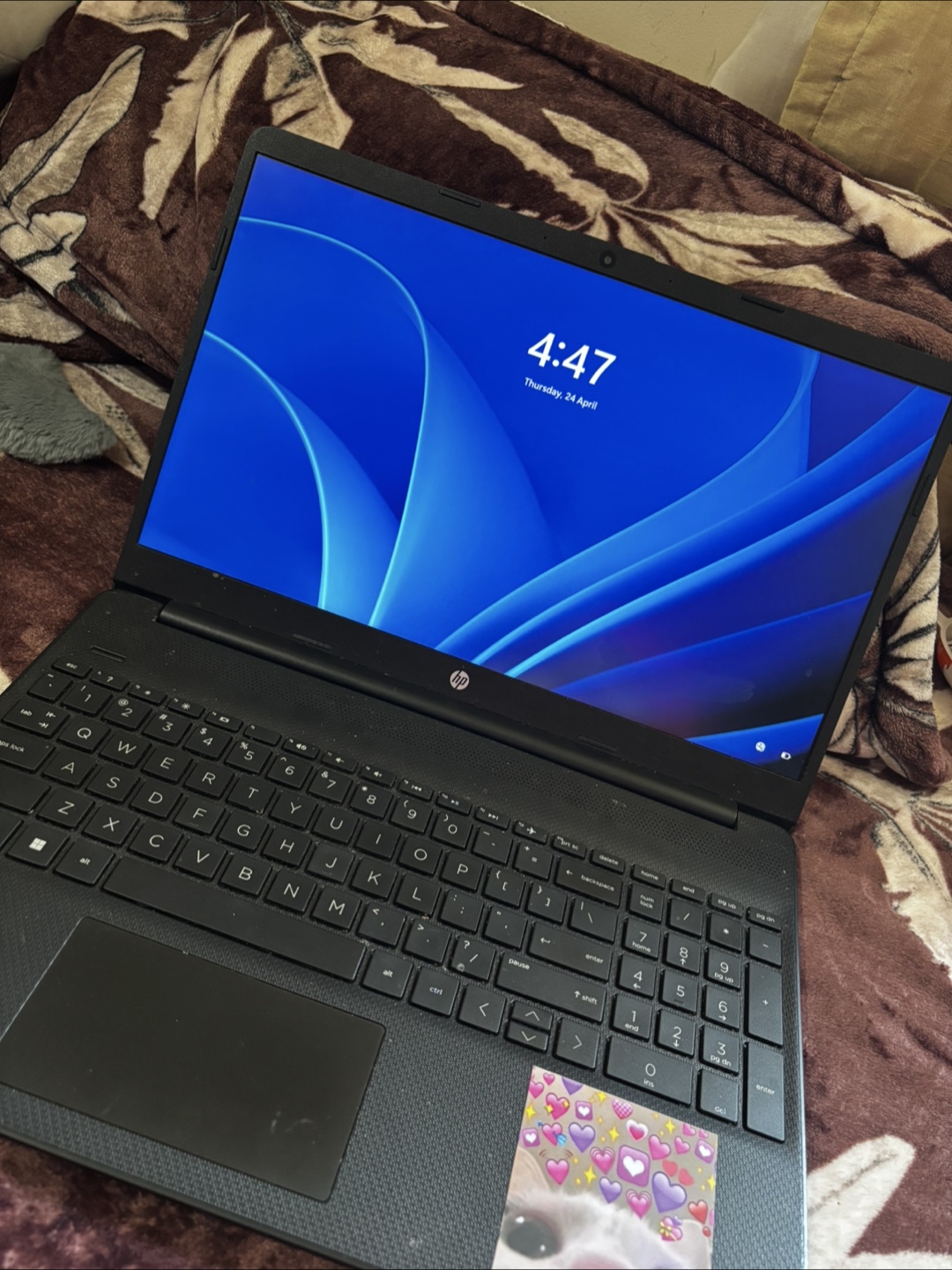 HP Laptop with Charger & Backpack - photo 3