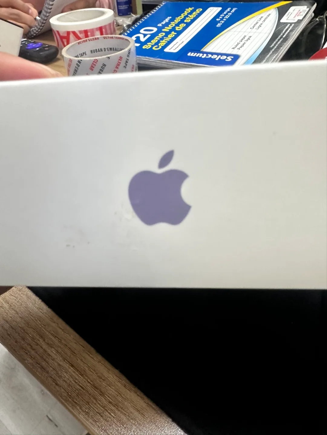 iPad 9th Generation - Space Grey - Excellent Condition image indicator(2)