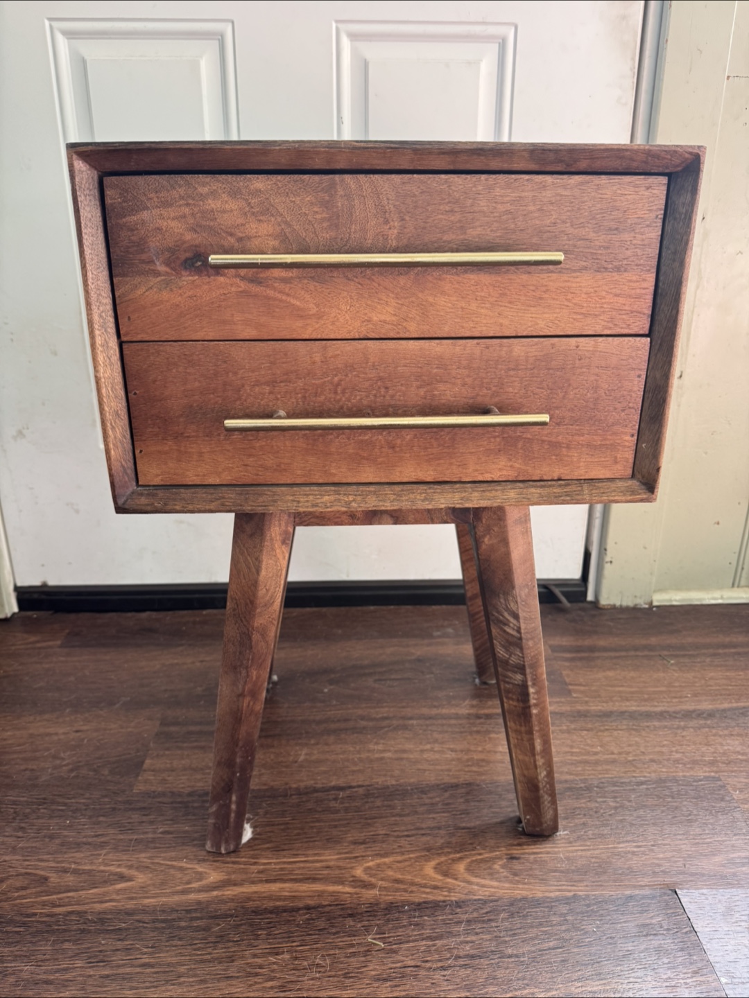 Pair of Mid-Century Modern Nightstands - photo 3