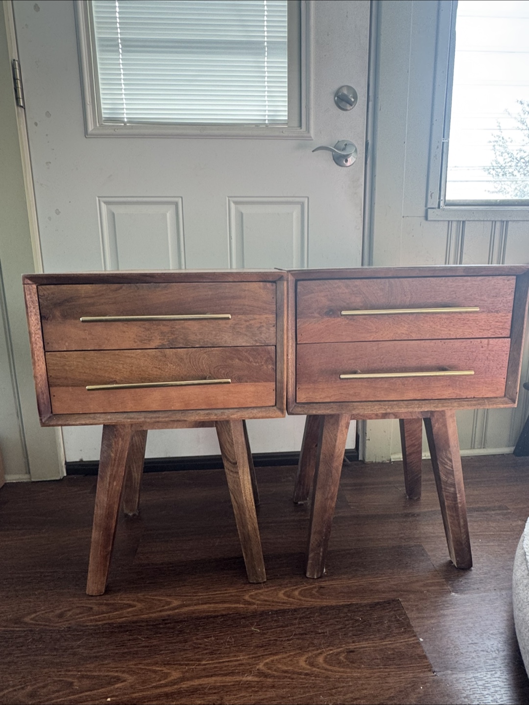 Pair of Mid-Century Modern Nightstands