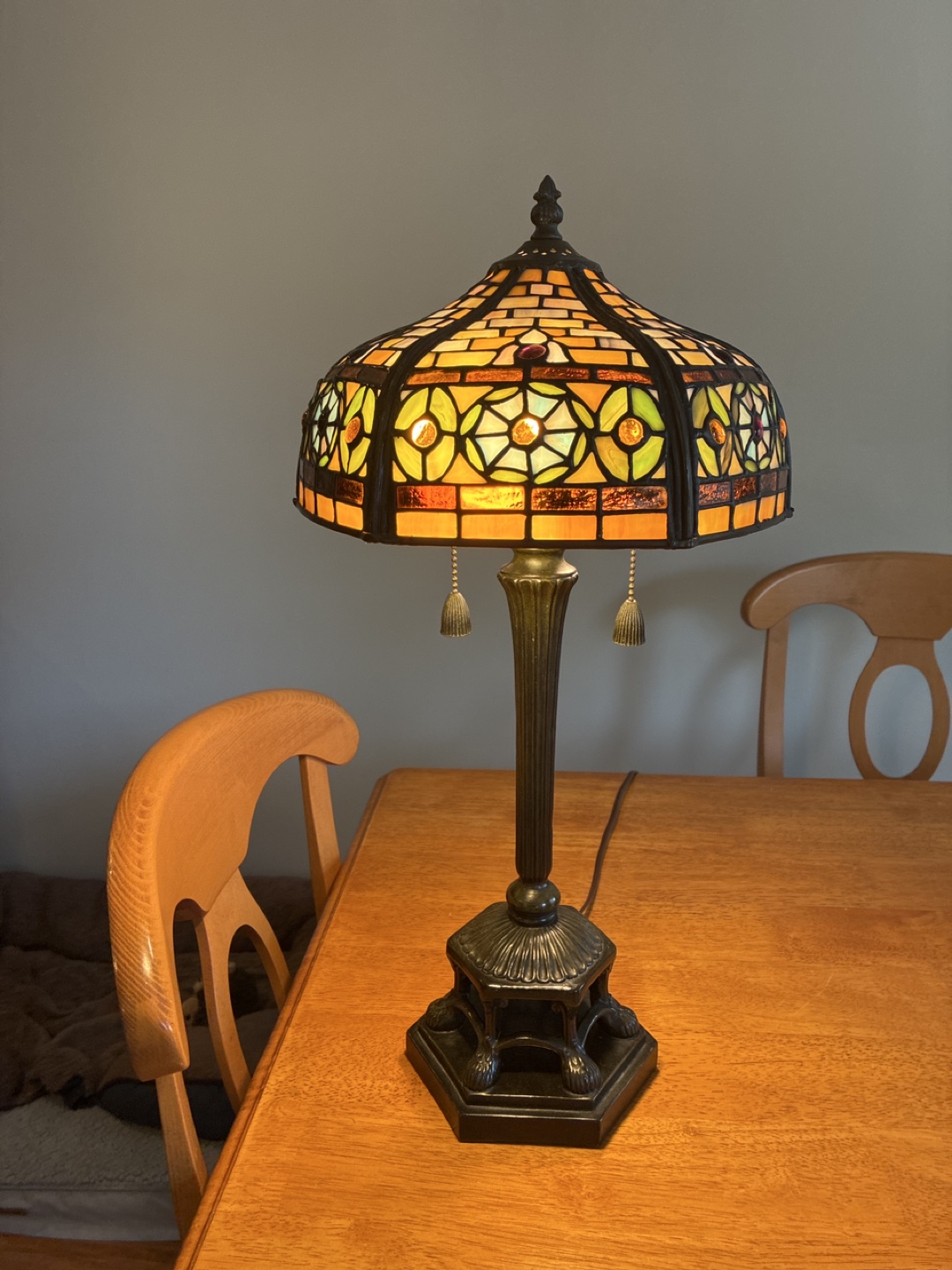 Tiffany Style Stained Glass Table Lamp