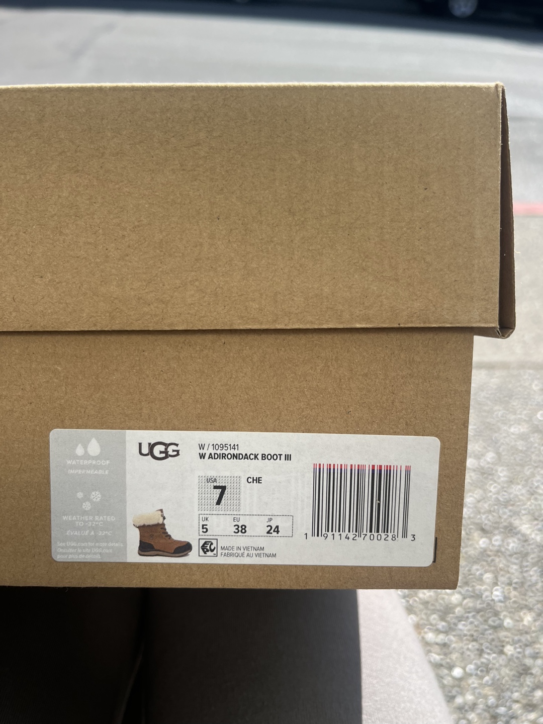 NEW UGG Adirondack III Boots - photo 4