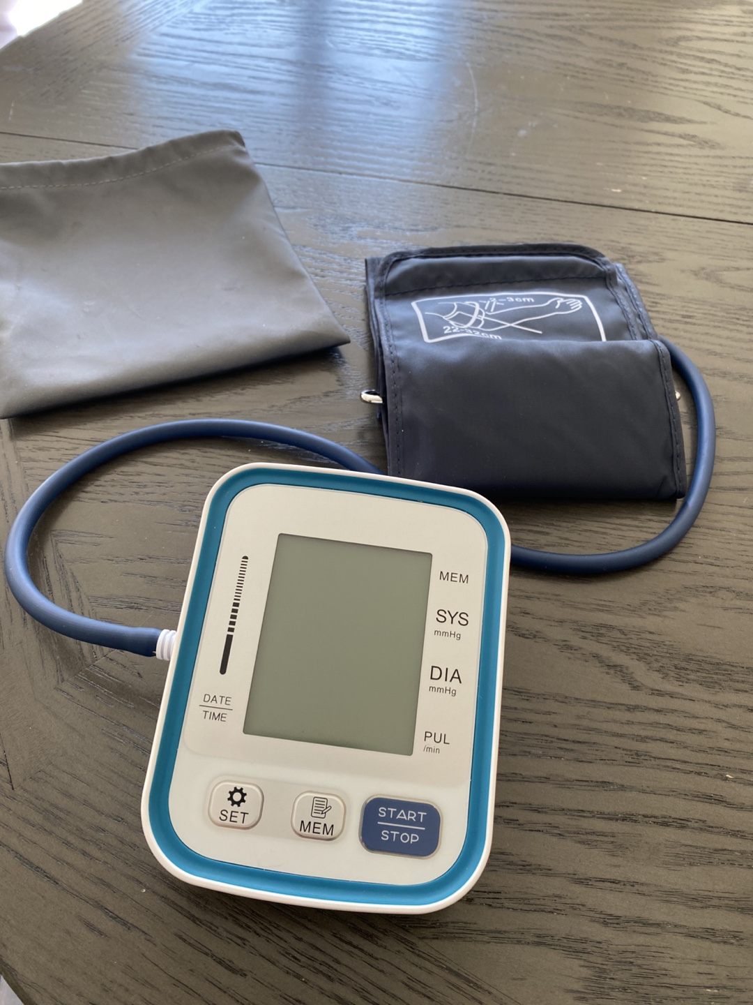 Automatic Blood Pressure Monitor with Cuff