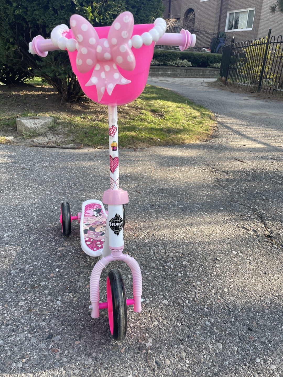 Minnie Mouse 3-Wheel Scooter for Toddlers - photo 2