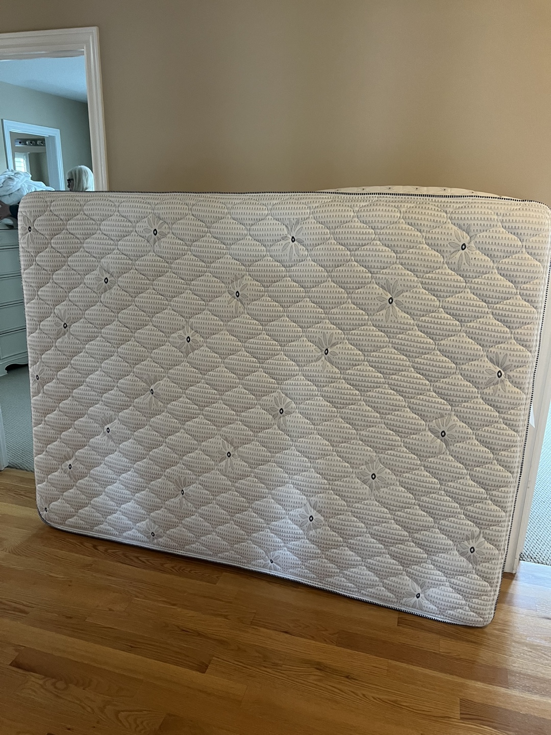 Used Queen Mattress in Good Condition