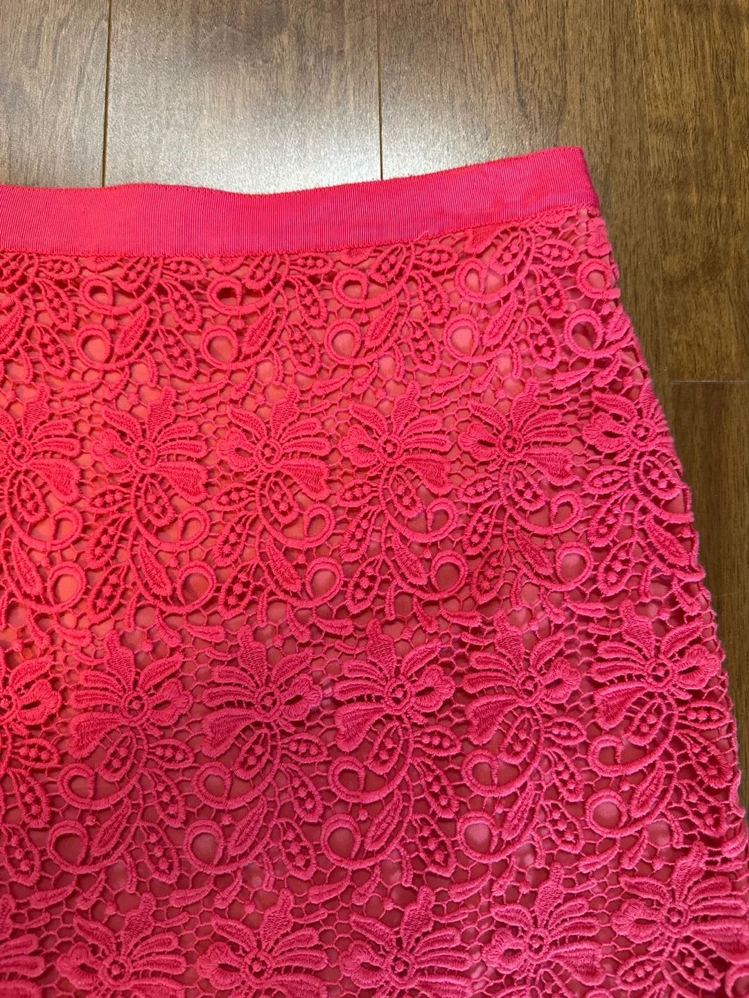 Club Monaco Pink Lace Mini Skirt image indicator(2)