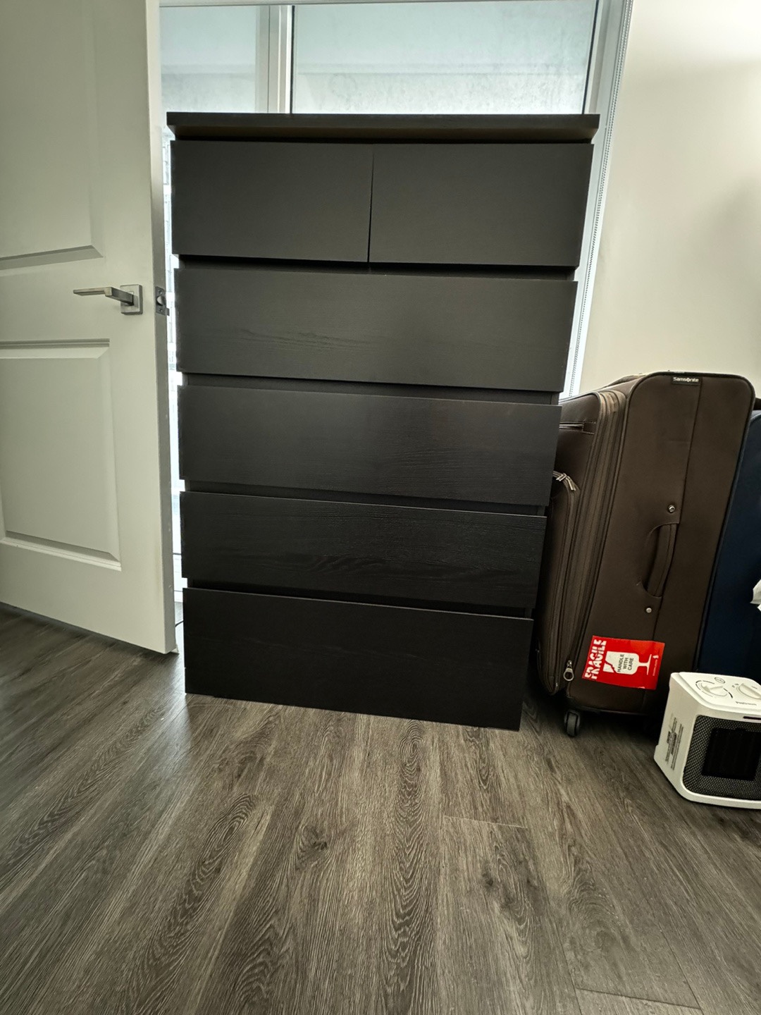 IKEA MALM 6-Drawer Dresser - photo 4