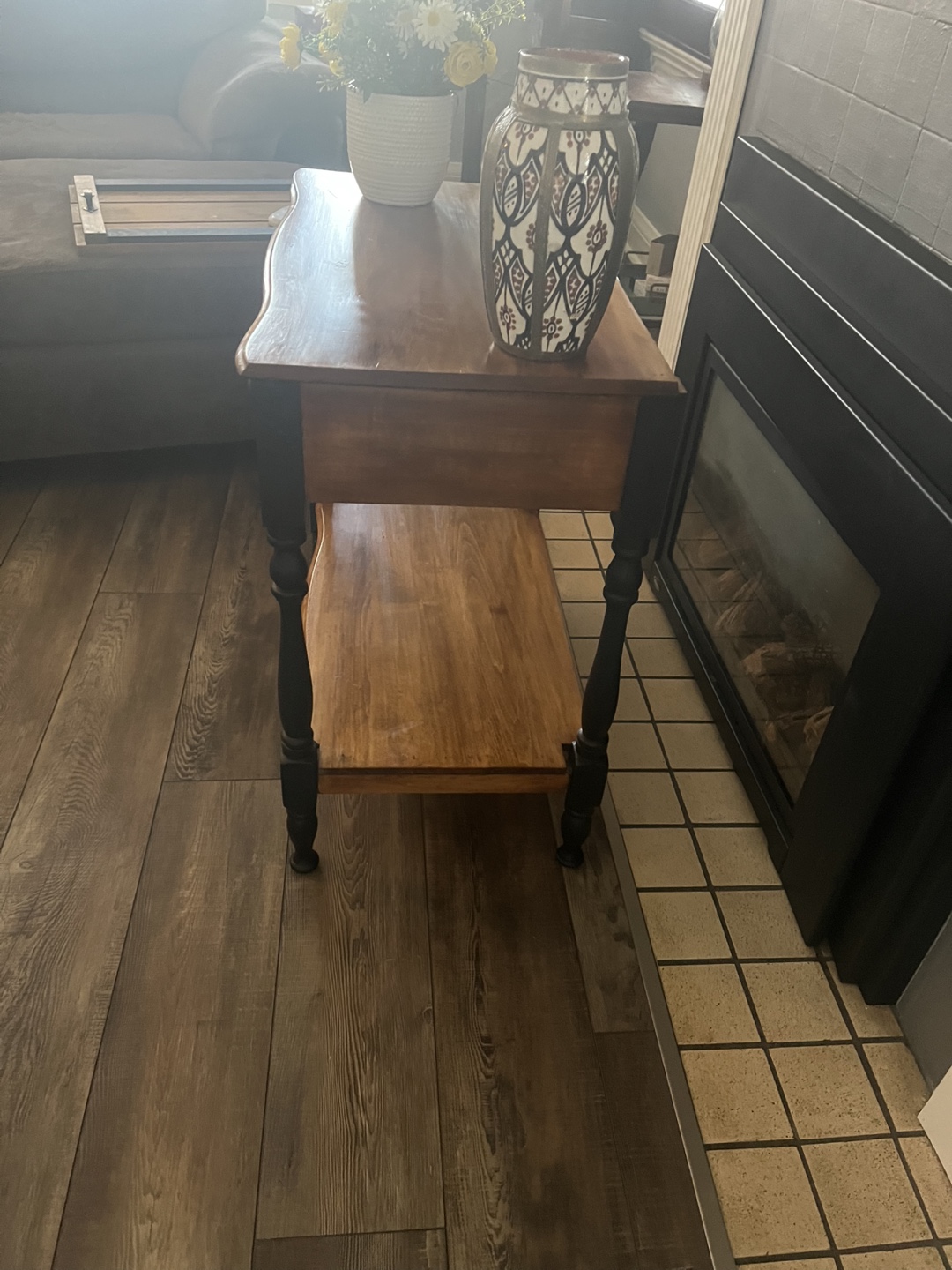 Rustic Farmhouse End Table with Shelf - photo 3