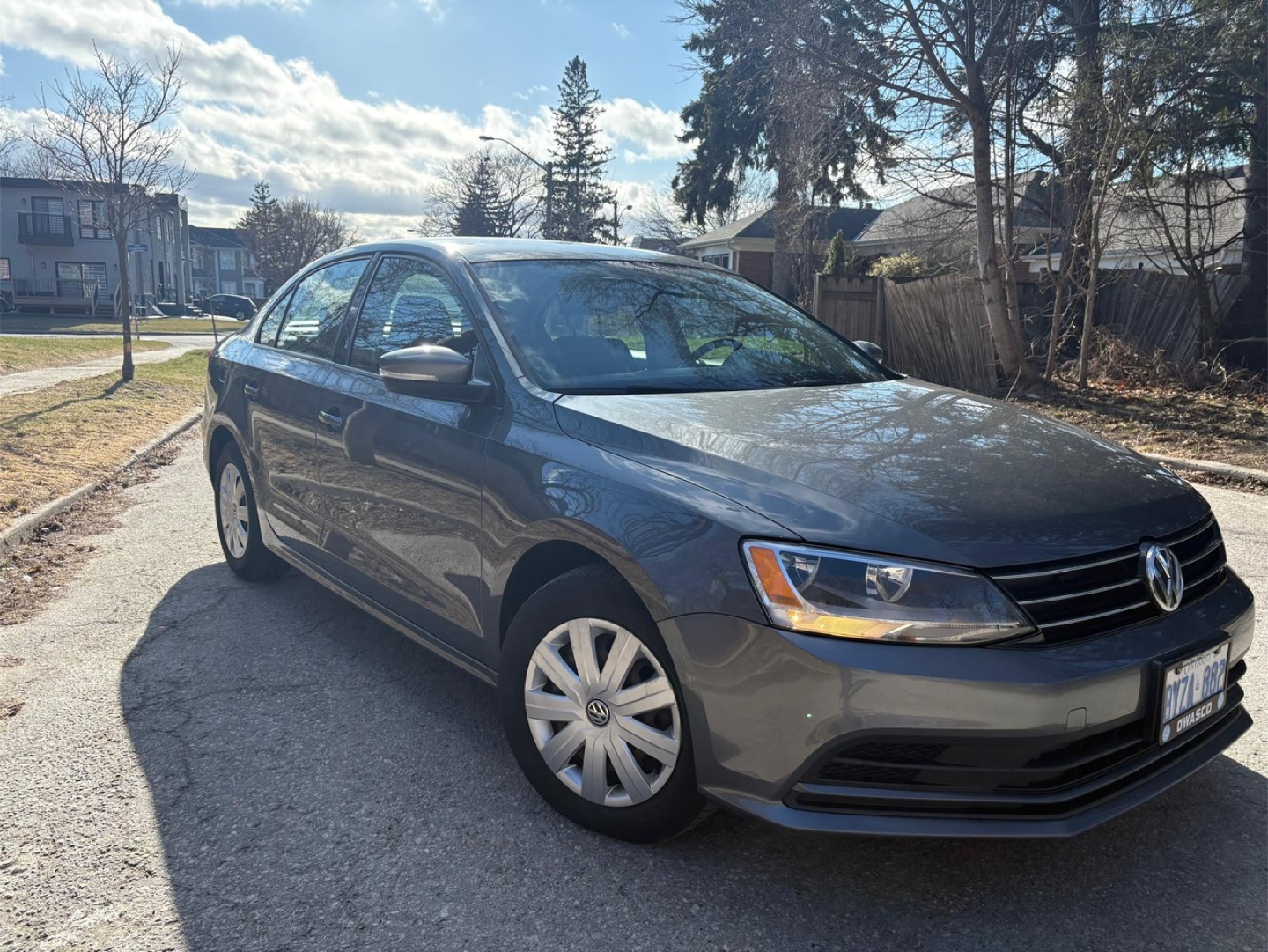 2015Volkswagen Jetta - Great Condition - photo 2