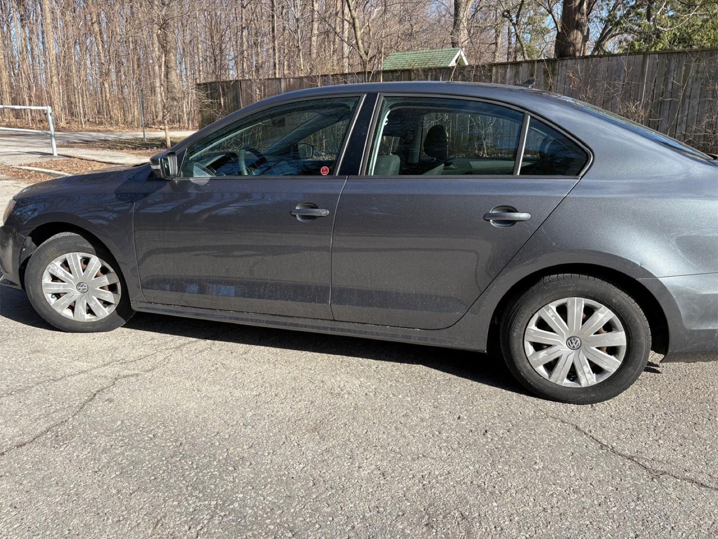 2015Volkswagen Jetta - Great Condition - photo 3