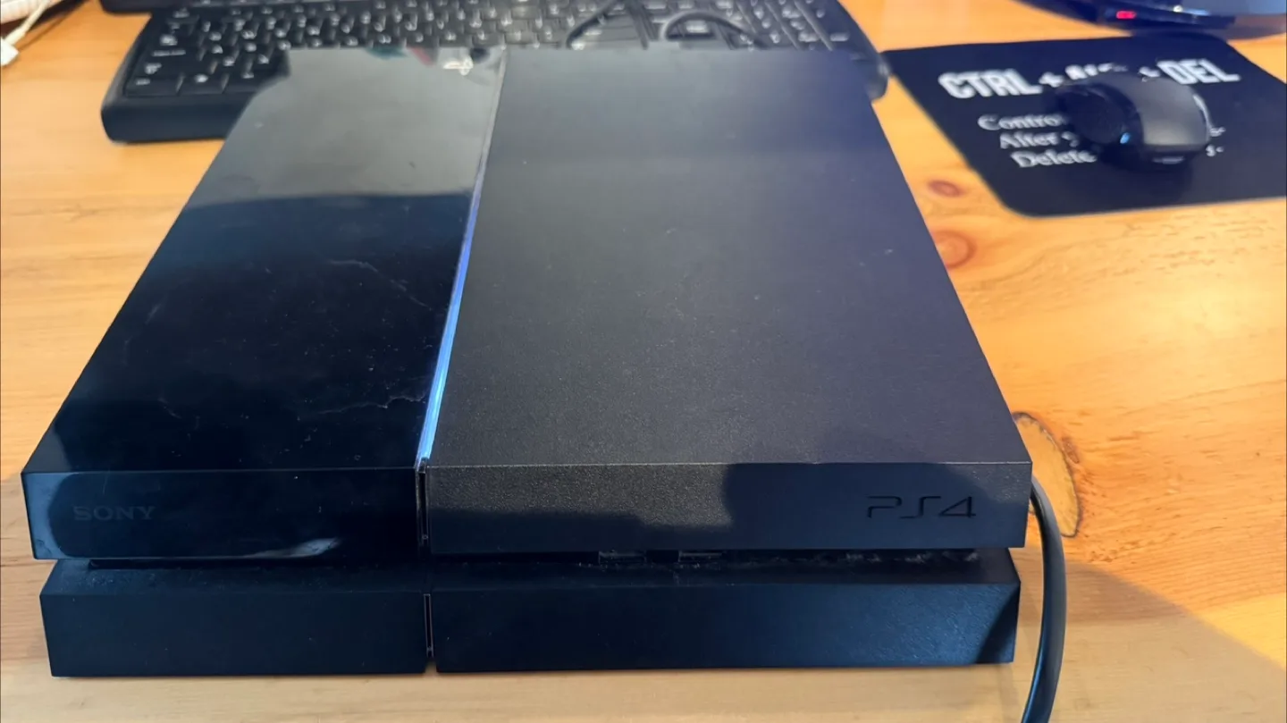 Sony PlayStation 4 Console/no controller as is image indicator(2)