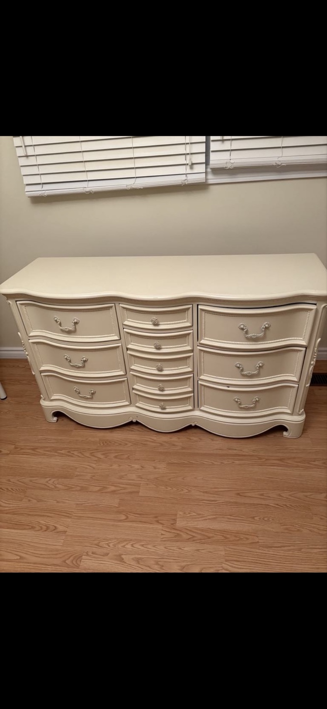 Kids' Bedroom Set - White French Provincial Style - photo 3