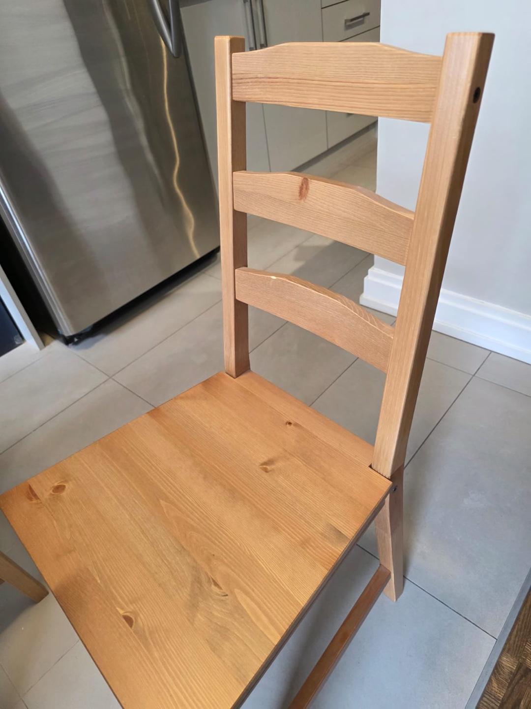 IKEA Dining Table and 4 Chairs Set - photo 3