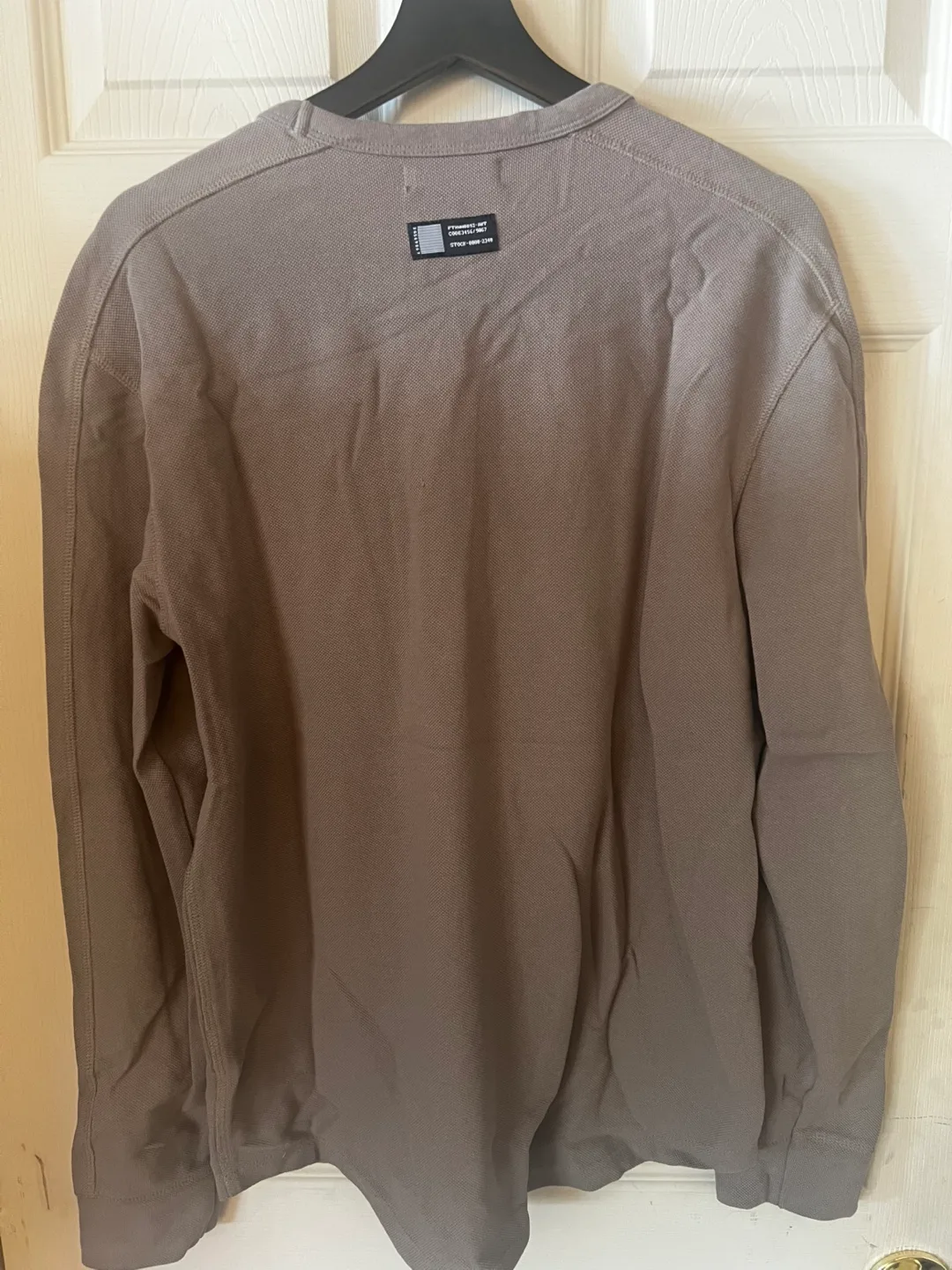 Men’s Bershka Waffle Knit Long Sleeve Shirt image indicator(2)