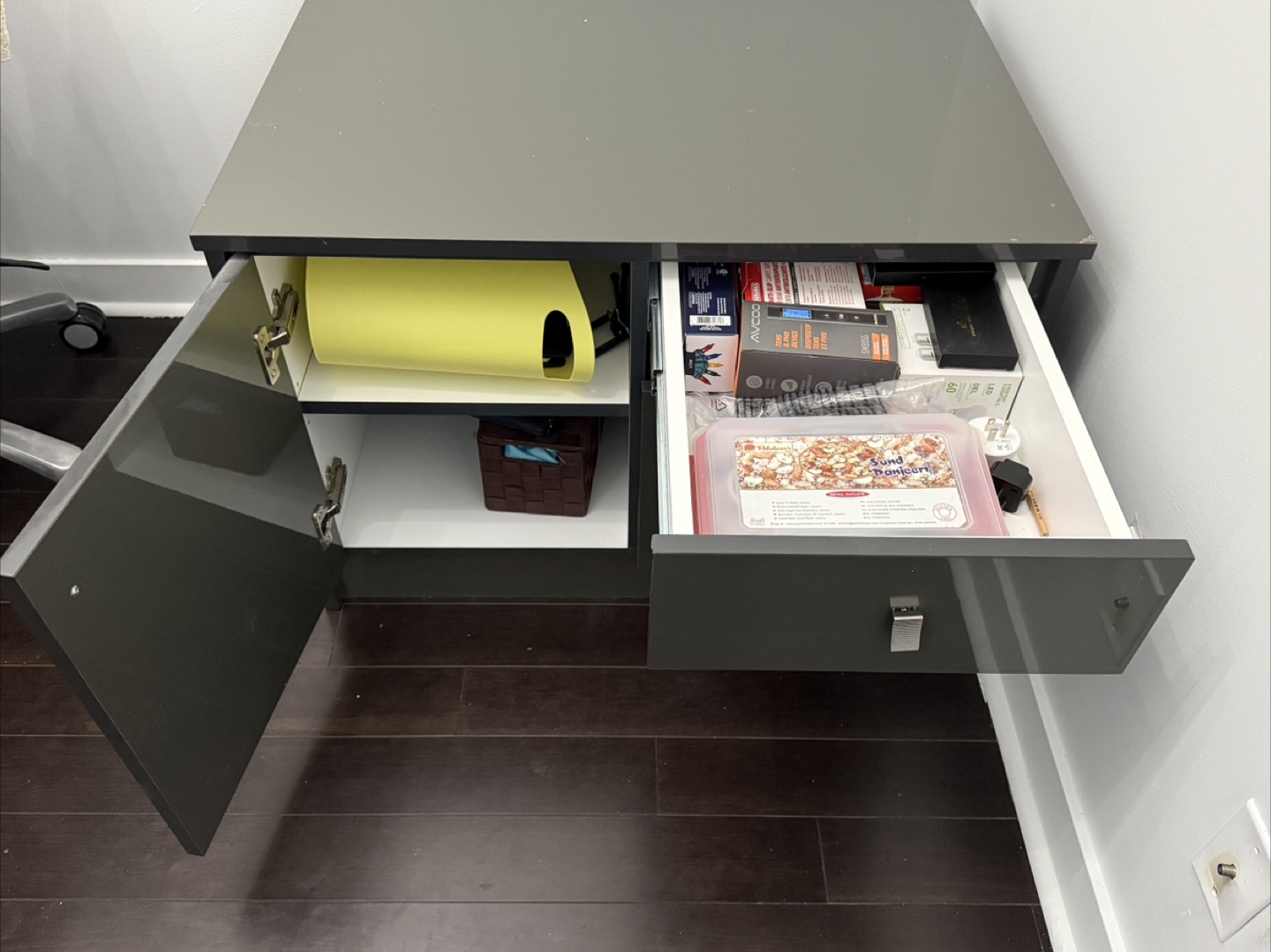 Storage shelf / Cabinet with Drawers - photo 3