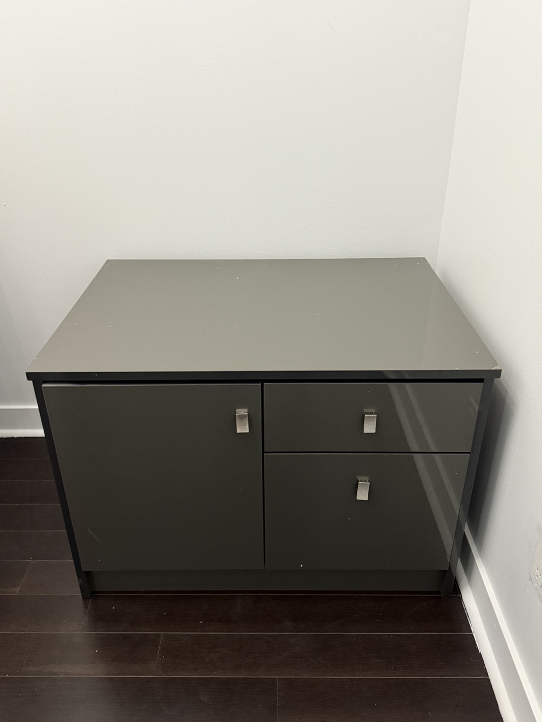 Storage shelf / Cabinet with Drawers