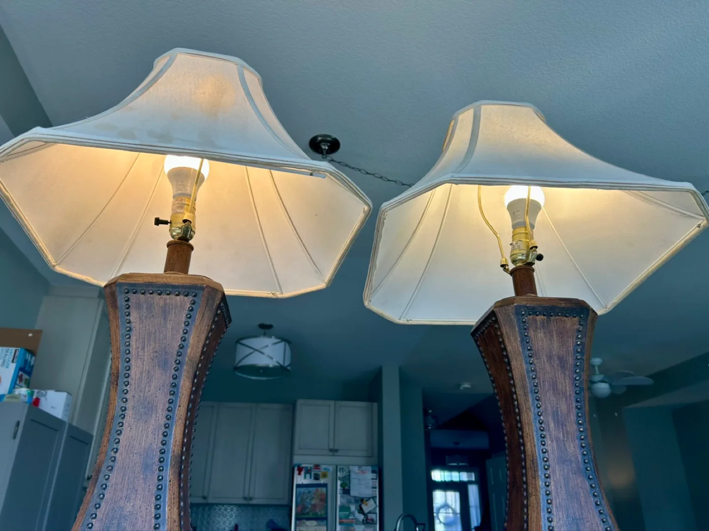 🌾 Rustic Farmhouse Table Lamps – Matching Pair image indicator(4)