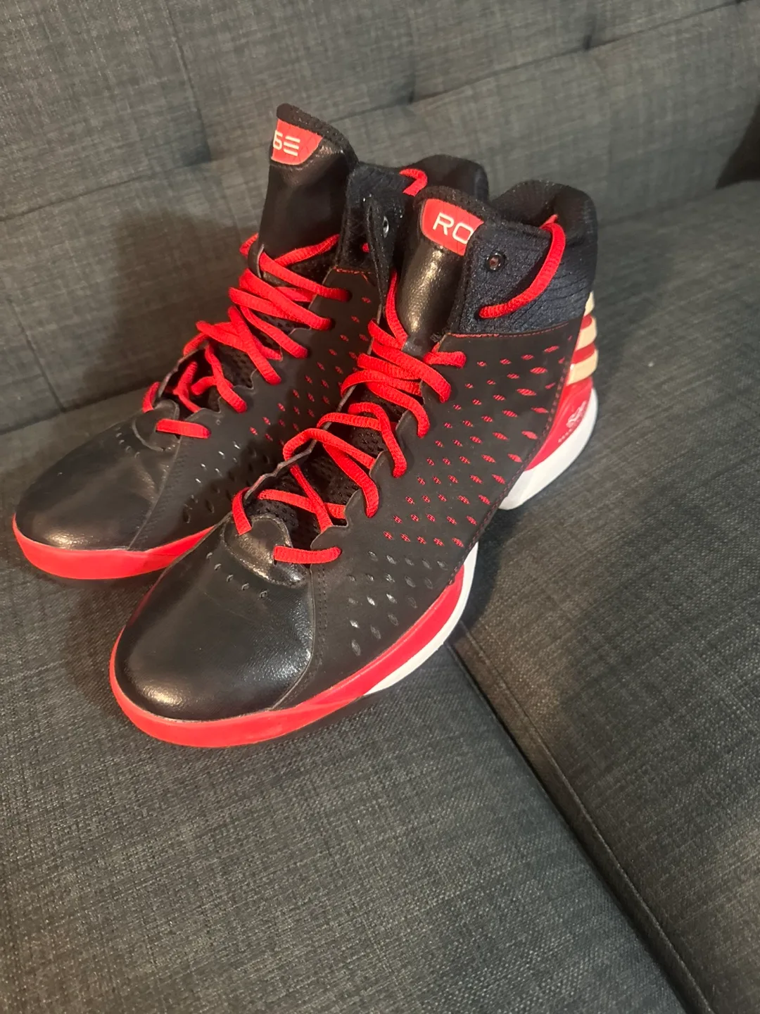Adidas D Rose Basketball Shoes image indicator(2)