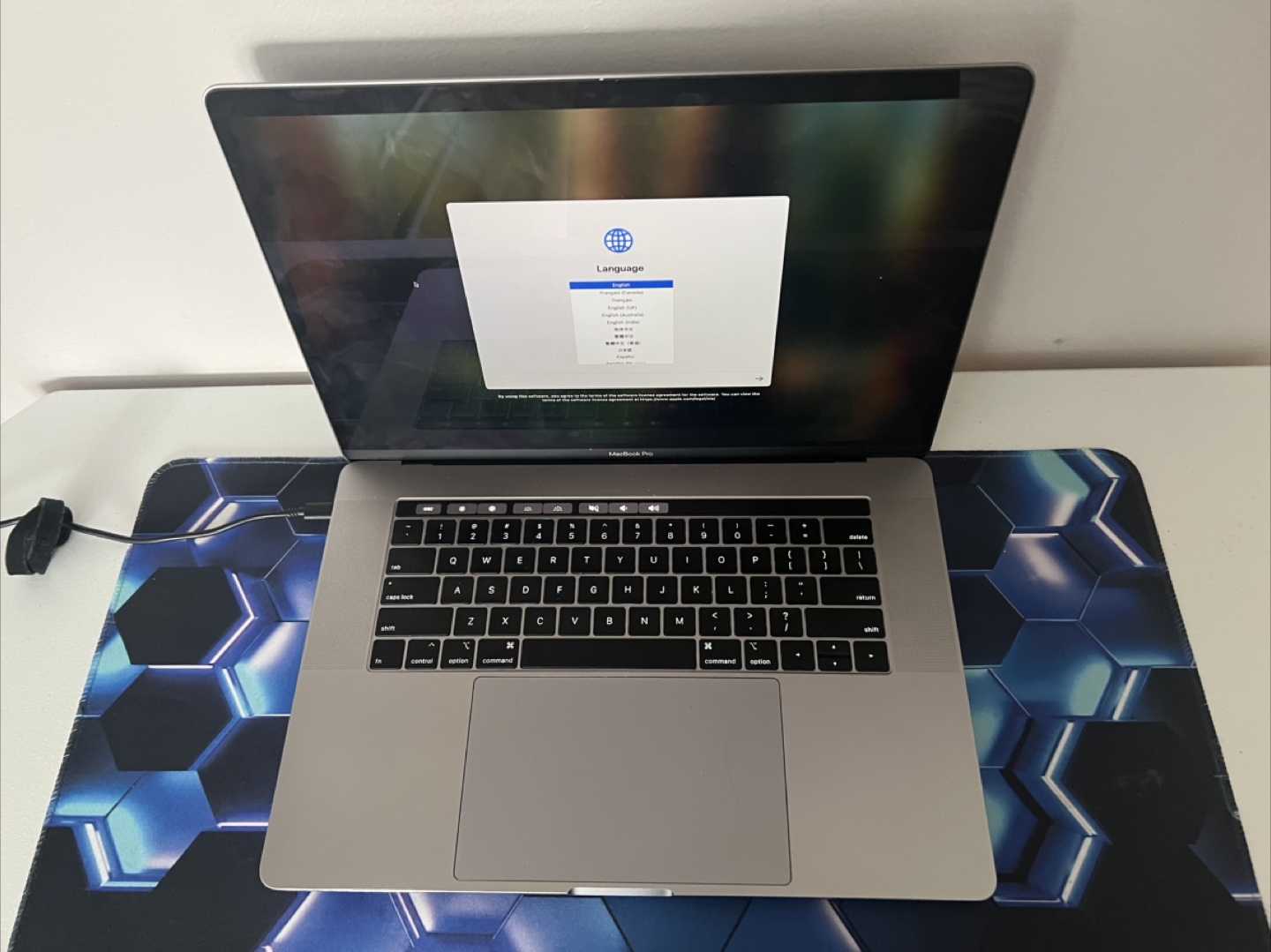MacBook Pro Laptop (2019) - photo 4