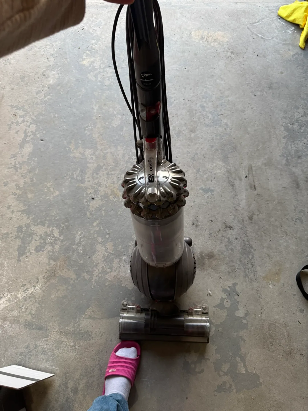 Dyson DC27 Ball Animal Upright Vacuum Cleaner thumbnail