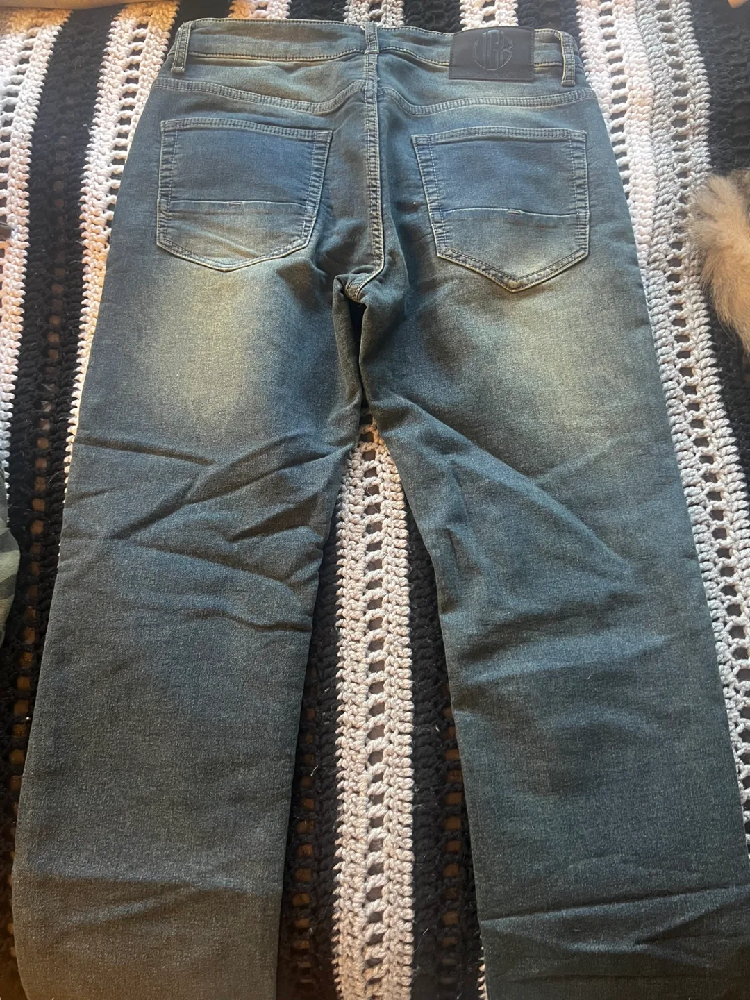 Men’s Vintage Genes Black Slim Fit Jeans image indicator(2)