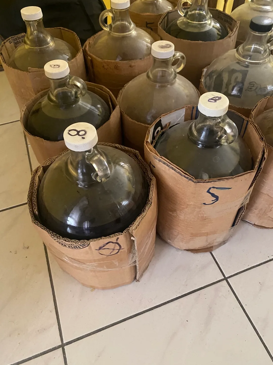 Vintage Glass Jugs - image indicator(2)