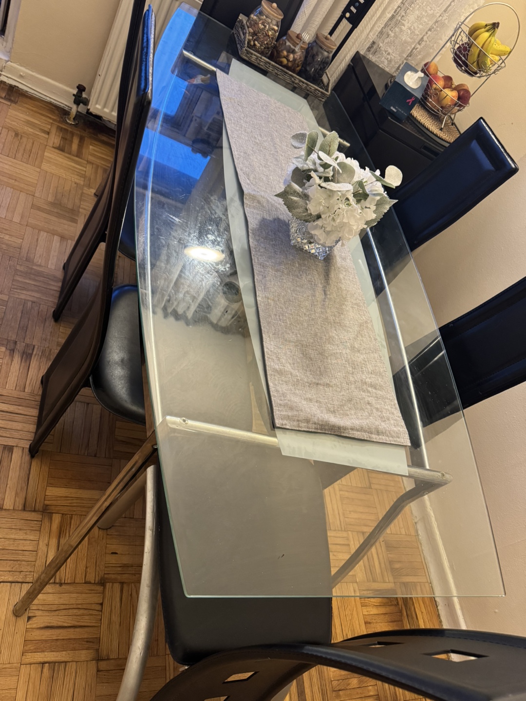 Glass dining table and four chairs - photo 2