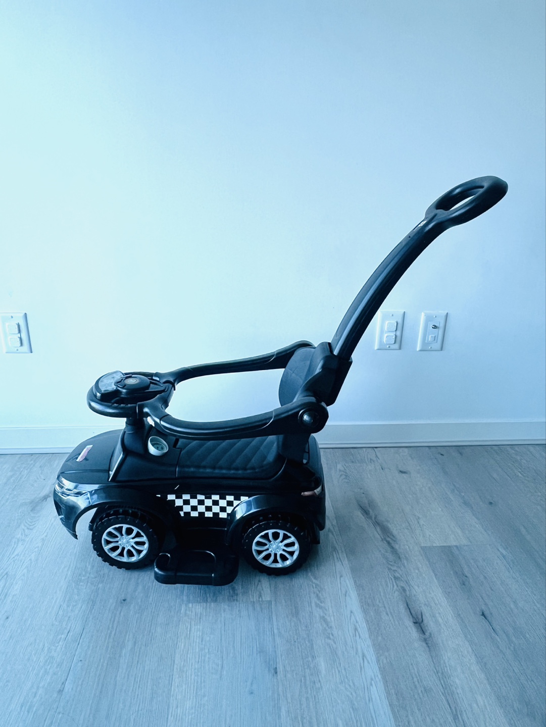 Black Kid's Ride-On Car with Push Handle - photo 3