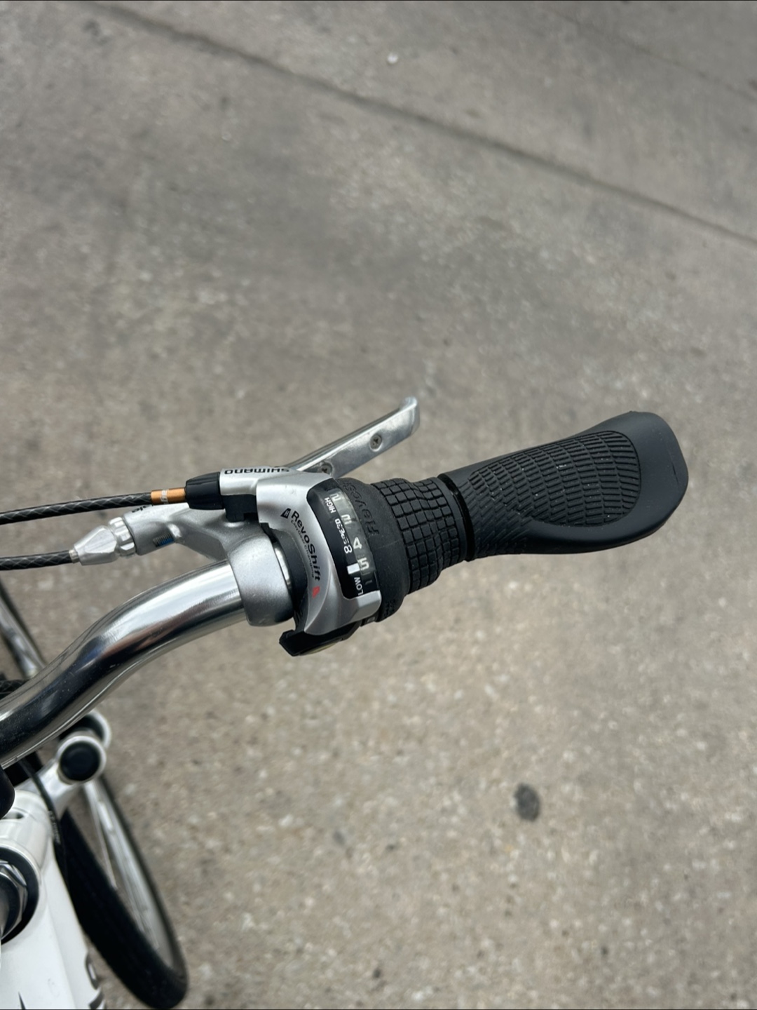 Cannondale Adventure Hybrid Bike - Large - photo 4