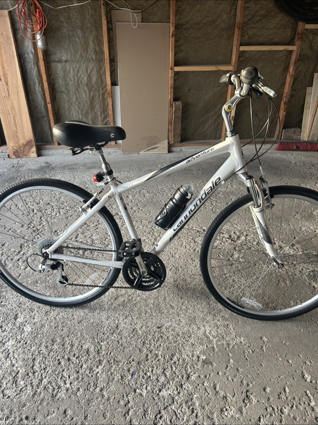 Cannondale Adventure Hybrid Bike - Large - photo 5