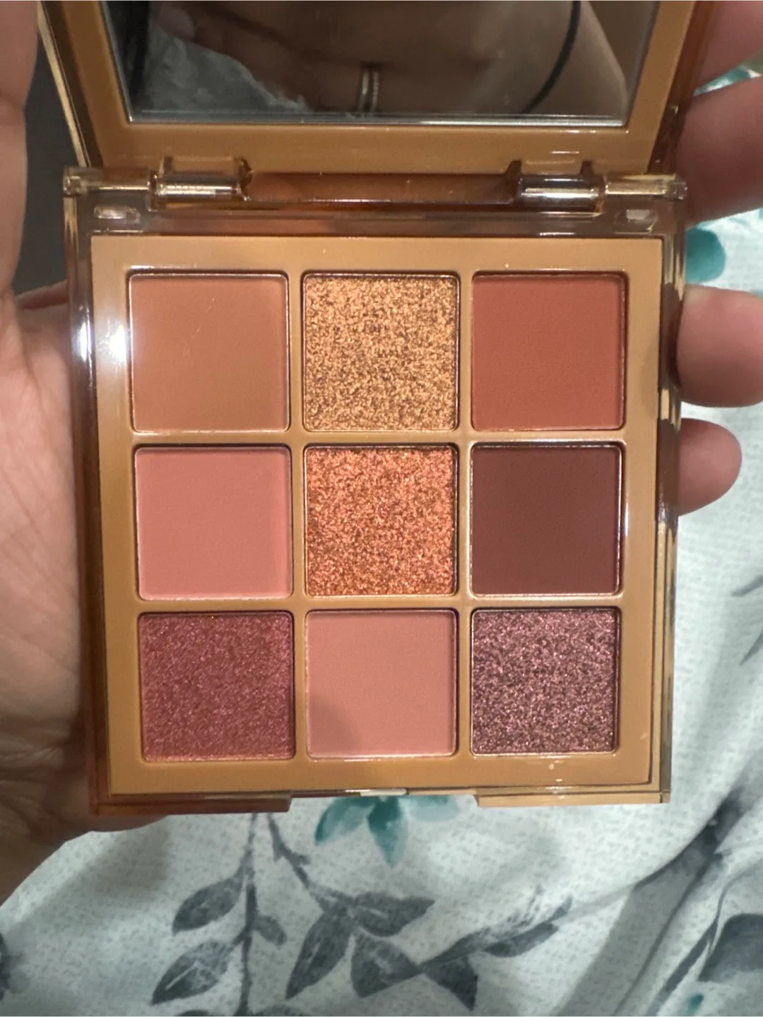 Huda Beauty Nude Eyeshadow Palette - Medium image indicator(3)