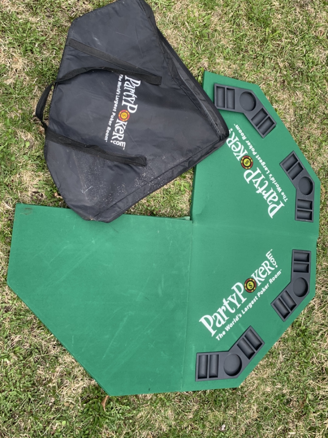 PARTY POKER TEXAS HOLD EM FOLDING GREEN TABLE TOP - photo 2