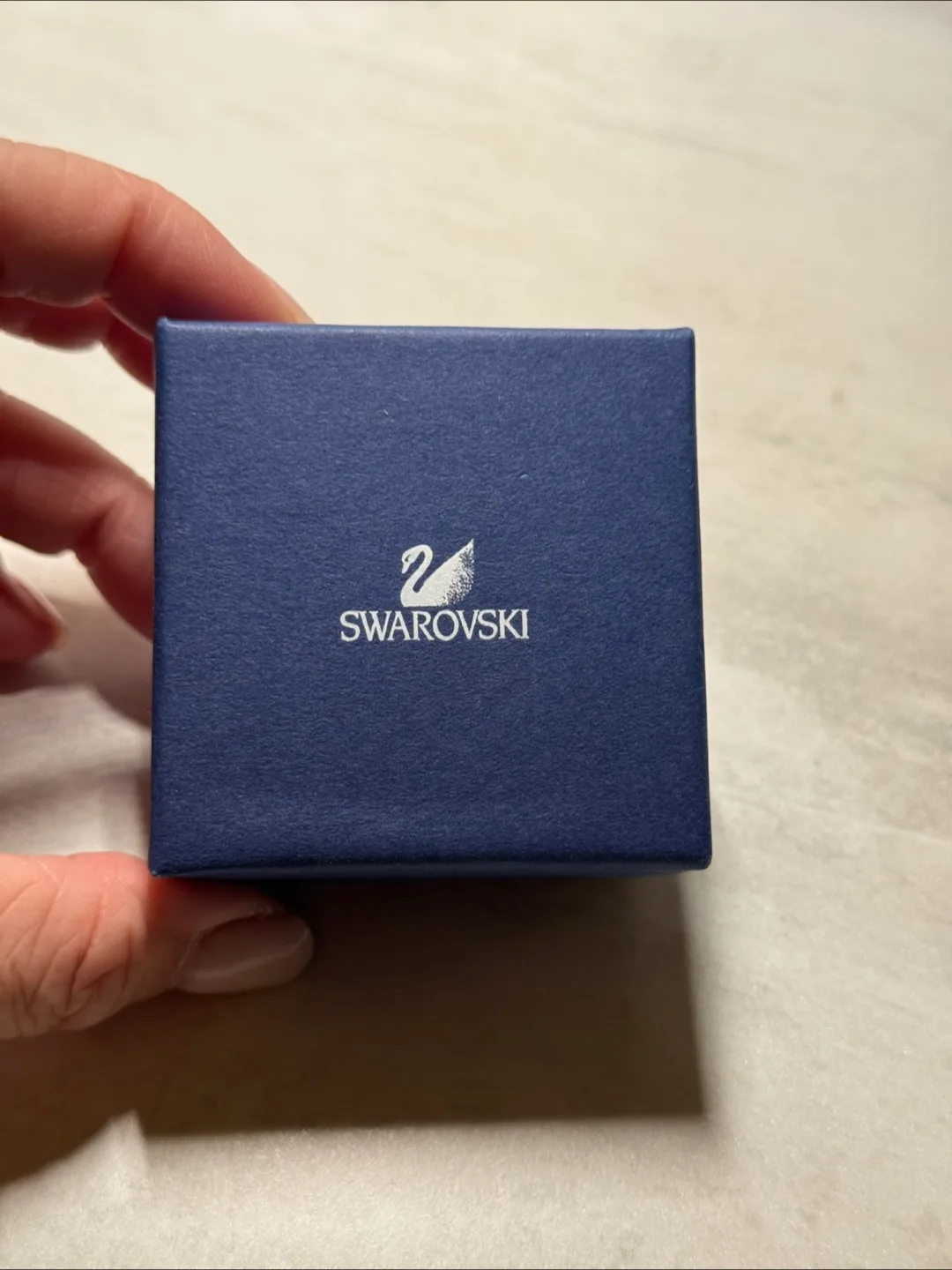 Swarovski Pink Heart Necklace image indicator(2)