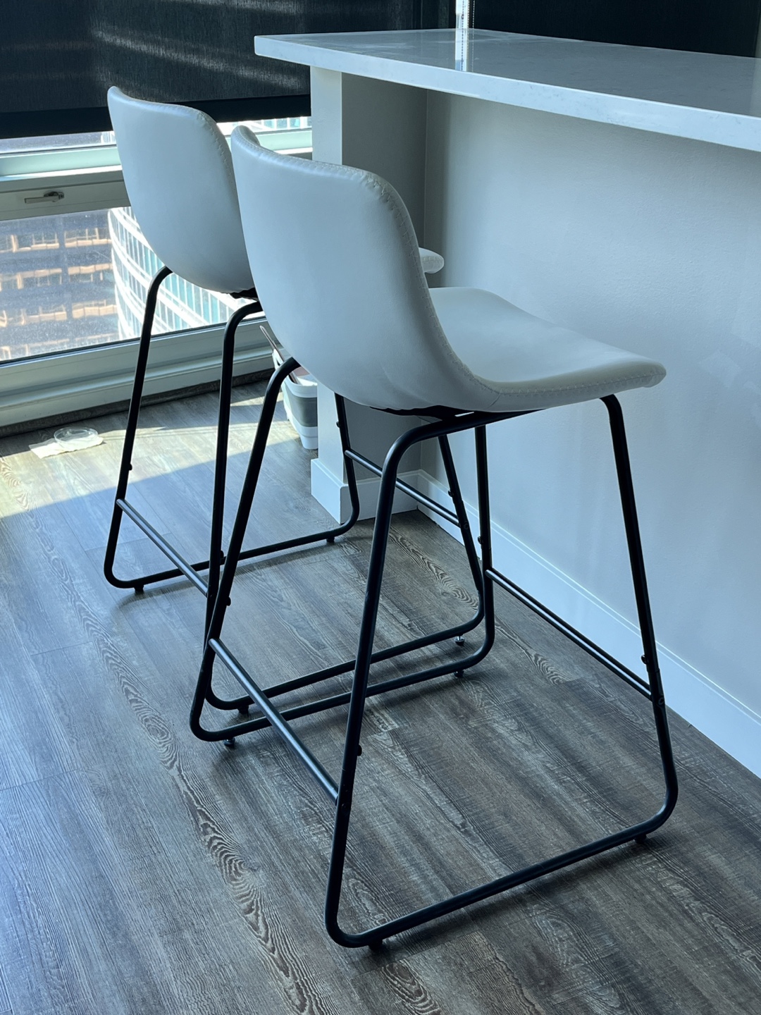 White Bar Stools, Set of 2 - photo 2