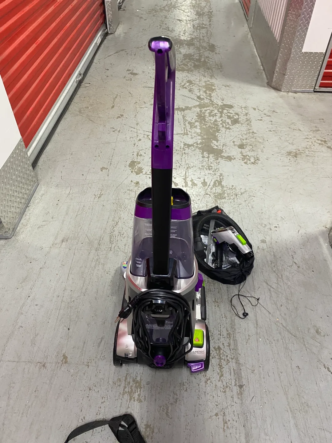 Bissell ProHeat 2X Revolution Pet Pro Carpet Cleaner image indicator(3)