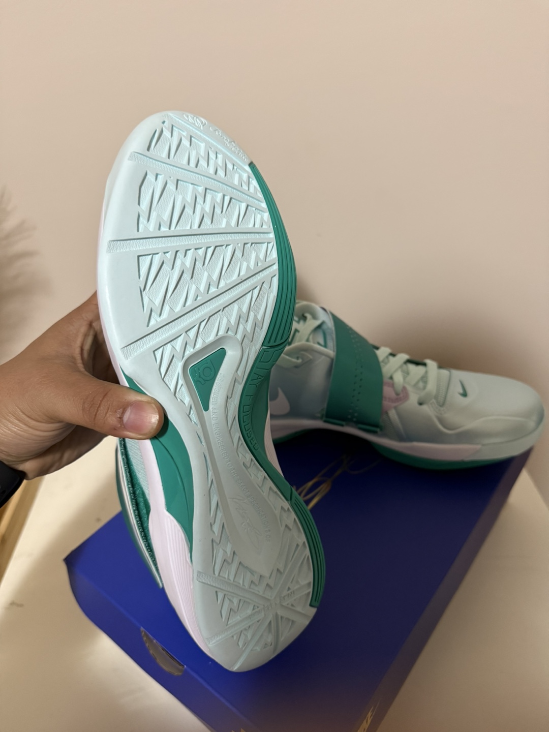 Nike Zoom KD IV Basketball Shoes - Size 9.5 - photo 3