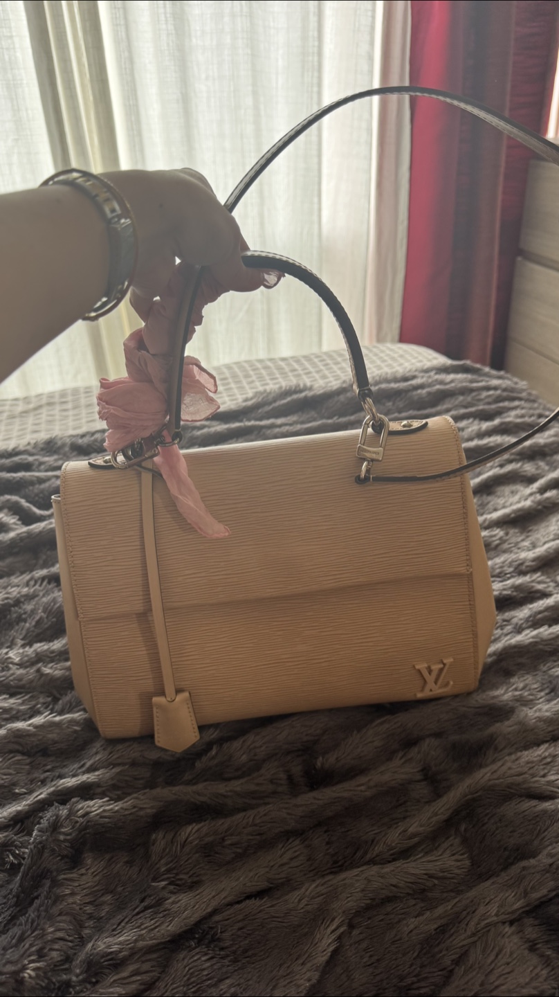 Louis Vuitton Beige Epi Leather Handbag