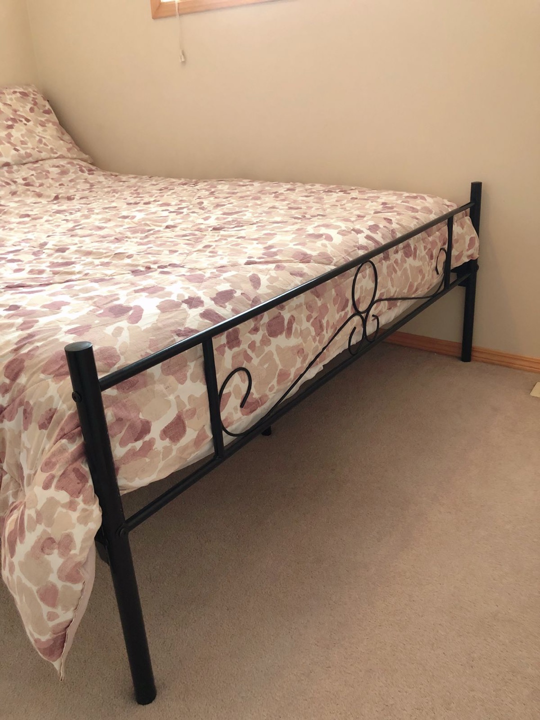 Queen Bed & Mattress - photo 2