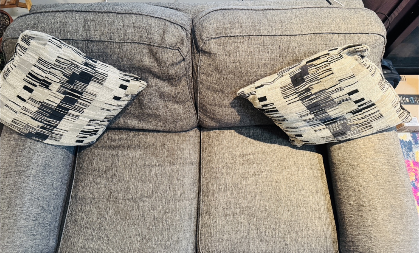 Made-in-Canada Leon’s Sofa & Love Seat – Must Go! - photo 4
