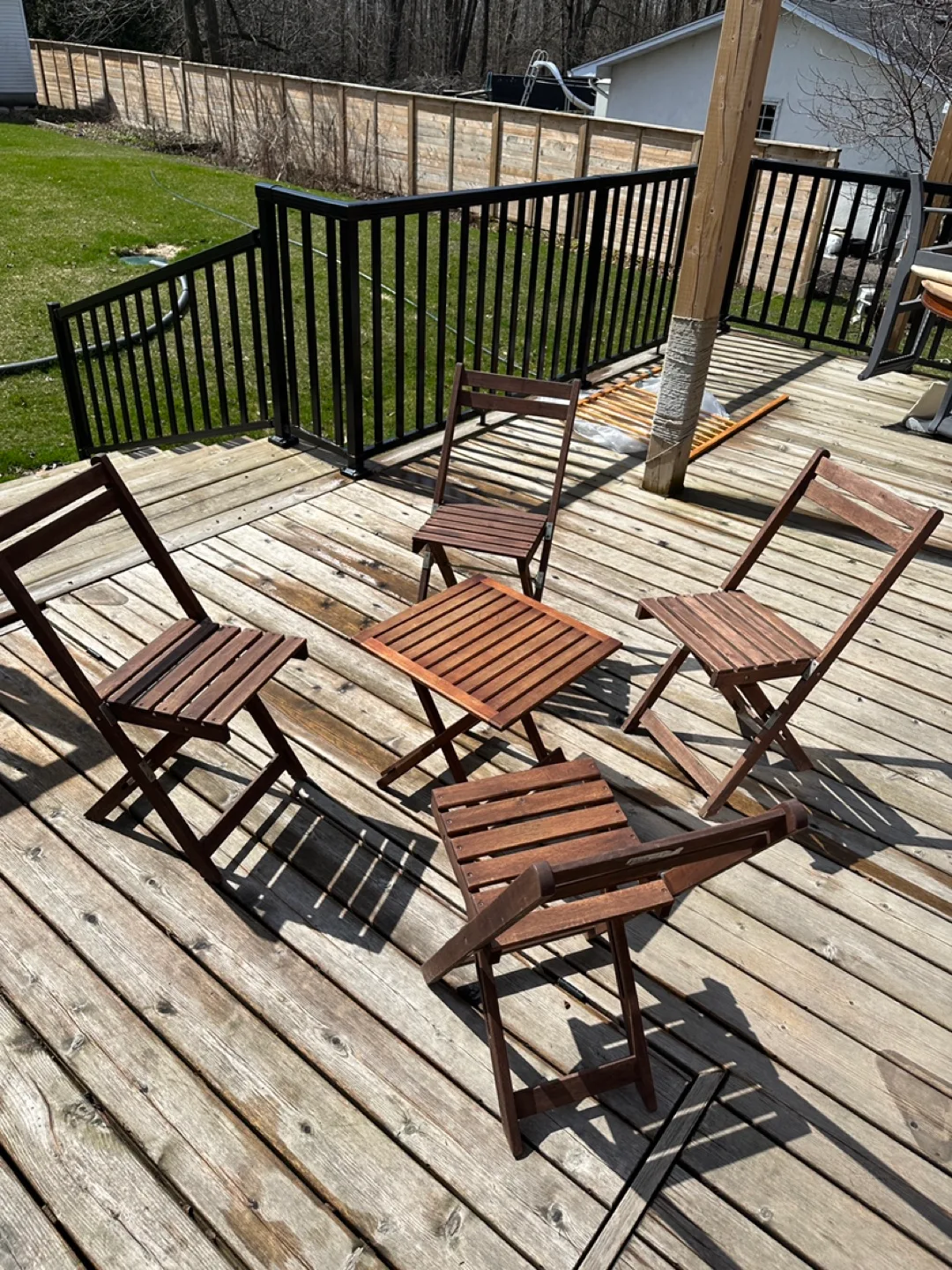Beautiful Wood IKEA Outdoor / Garden Patio Set (CAN DELIVER)