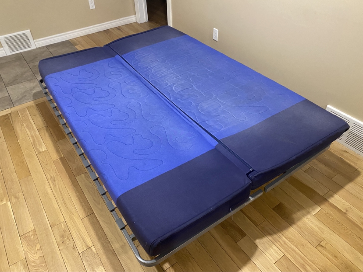 Full / Double Size Futon with Foam Mattress (CAN DELIVER) - photo 2