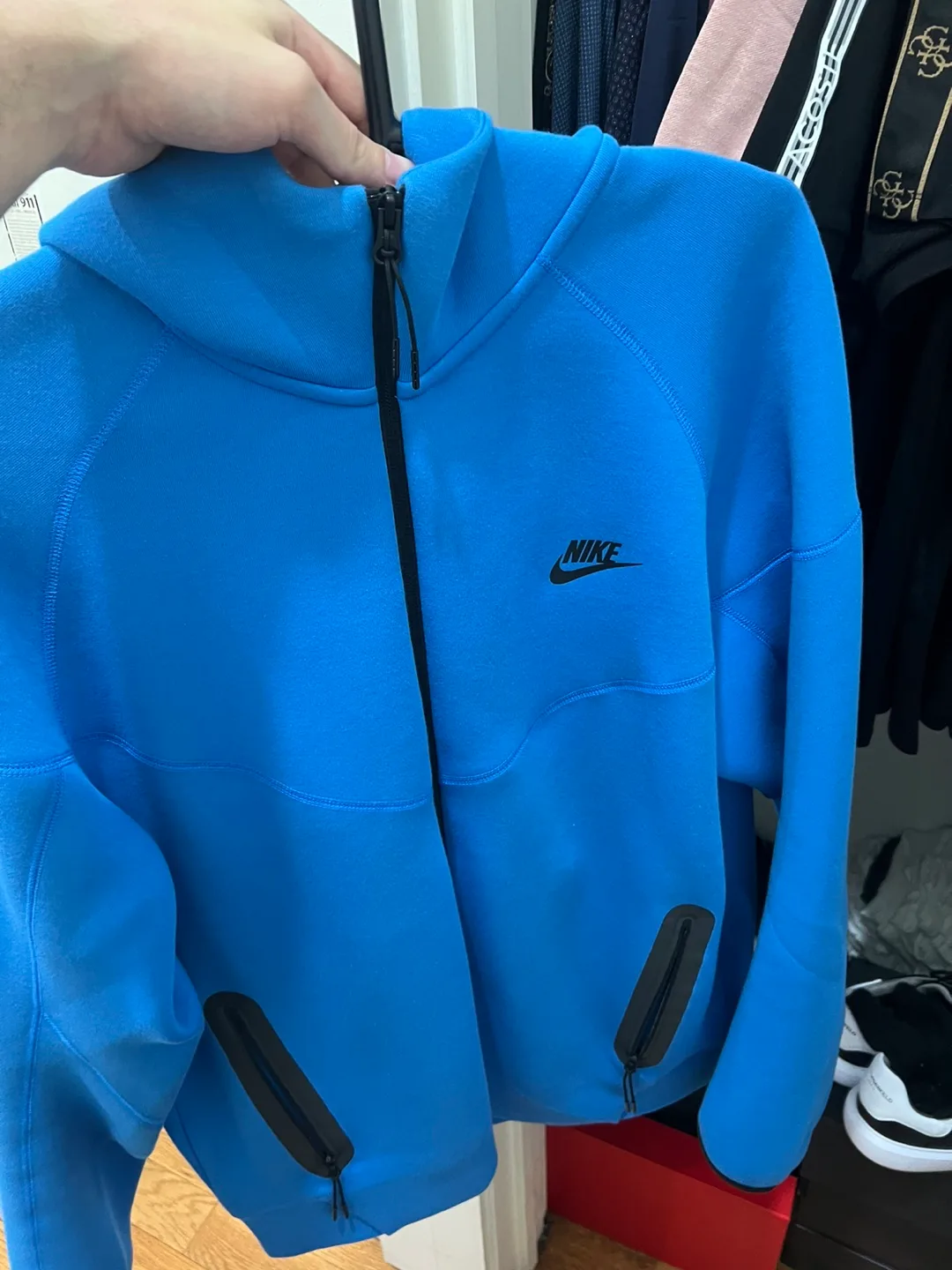 Nike Tech Fleece Pants and Hoodie Set - Size M - Blue image indicator(2)